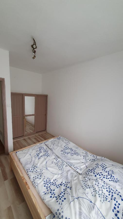 Aron Apartman Badacsonytomaj Exterior foto